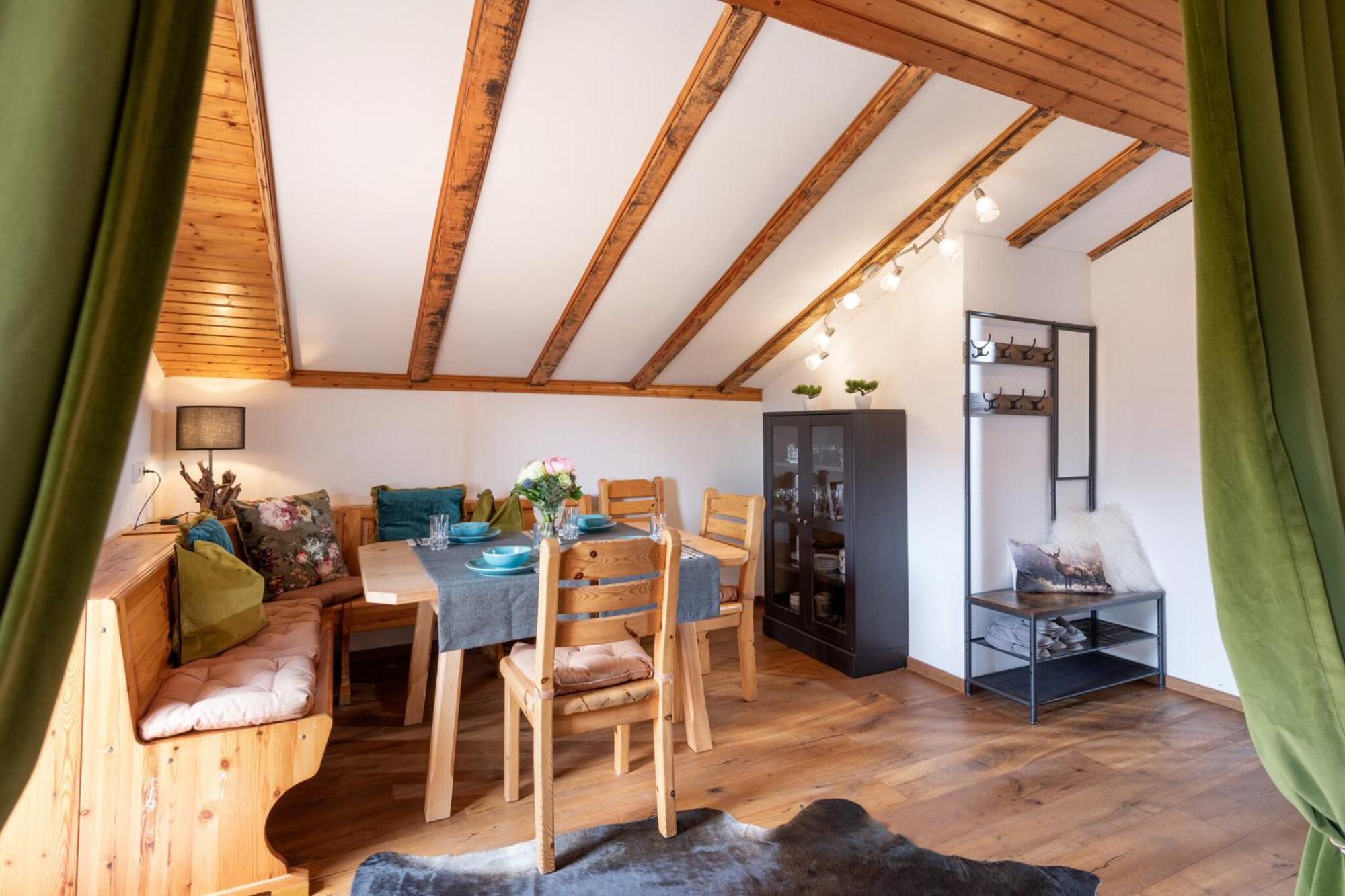 Grabner Riedleiten Berghuette Wildbarren Ferienhaus Oberaudorf